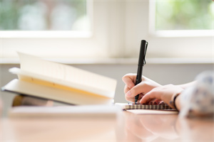 中國社科院在職課程班學費.jpg 中國社科院在職課程班學費.jpg