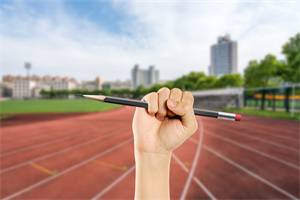 英語(yǔ)語(yǔ)言文學(xué)在職研究生.jpg 英語(yǔ)語(yǔ)言文學(xué)在職研究生.jpg